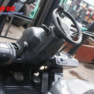 Xe nâng 2 tấn dầu KOMATSU FD20T-17 giá rẻ