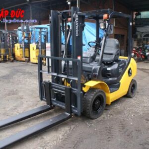 Xe nâng dầu 2 tấn KOMATSU FD20T-17
