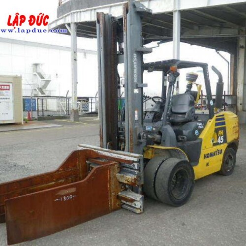 Xe nâng máy dầu cũ KOMATSU 4.5 tấn FH45-1 # 138223 giá rẻ