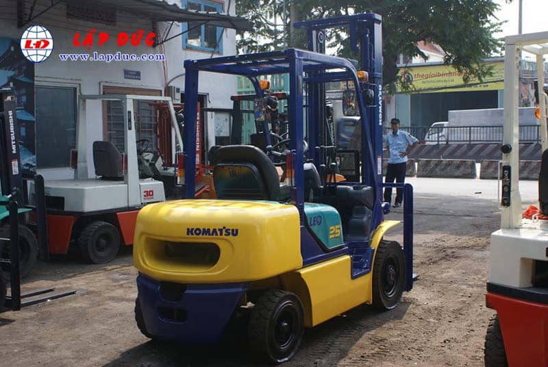 xe-nang-dau-komatsu-fd25c12--532585-2018-04-20-14-46-357