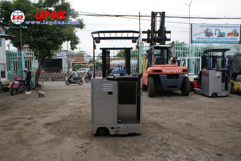 Xe nâng điện NISSAN đứng lái 1.5 tấn U01L15 # R1G-15470 giá rẻ