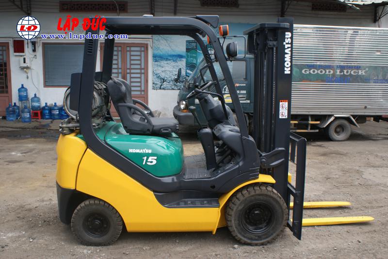 Xe nâng xăng cũ 1.5 tấn KOMATSU FG15LC20 # 659313 giá rẻ