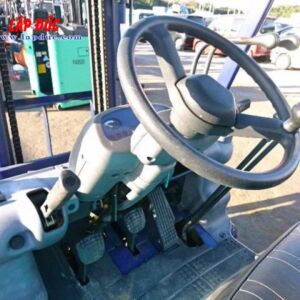 Xe nâng động cơ dầu 2.5 tấn KOMATSU FD25C-12 # 515601 giá rẻ