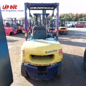 Xe Nâng Dầu 2.5 tấn KOMATSU FD25C-12 # 515601