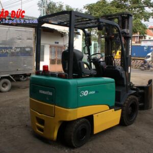 Xe nâng điện ngồi lái KOMATSU 3.0 tấn FB30-11