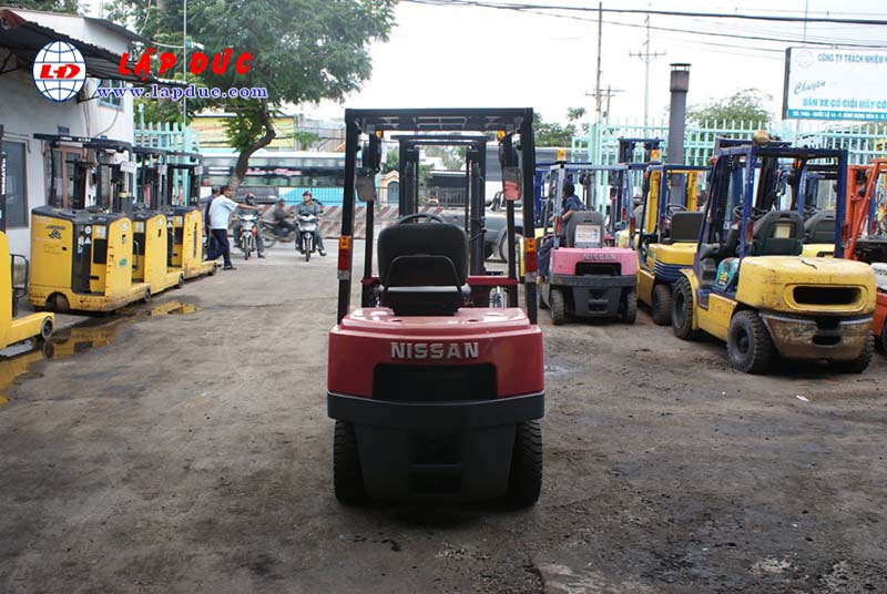 Xe nâng xăng 1 tấn NISSAN NJ01A10# 117591 giá rẻ