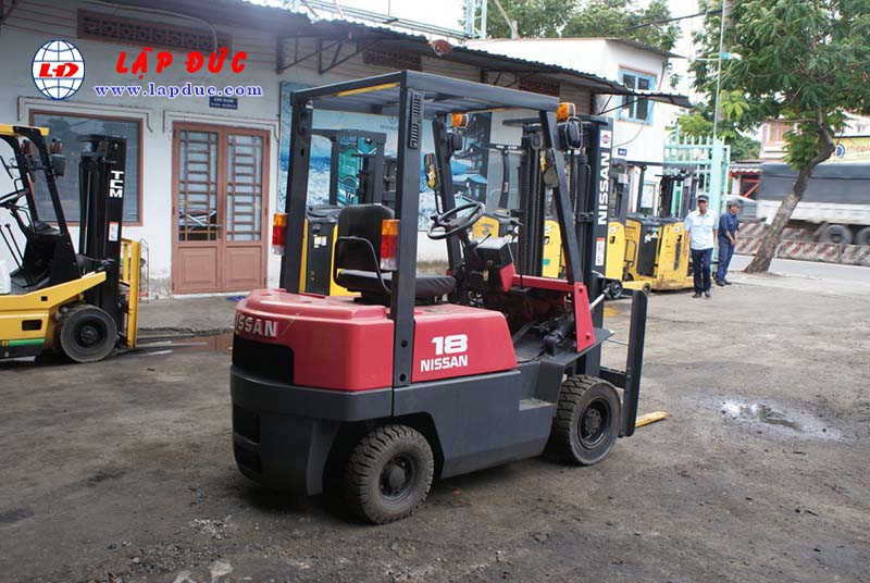 Xe nâng xăng NISSAN 1 tấn NJ01A10# 117591 giá rẻ
