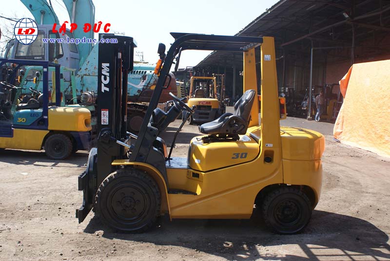 Xe Nâng Dầu 3 tấn TCM FD30C6H