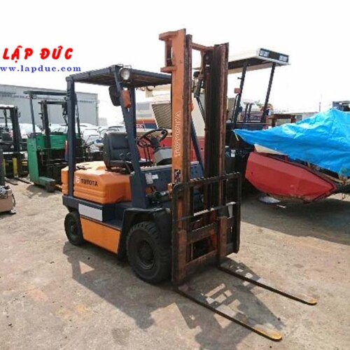 Xe nâng dầu 1.5 tấn TOYOTA 5FD15 #43598 giá rẻ