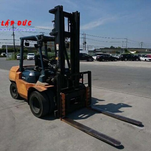 Xe Nâng Dầu 3.5 tấn TOYOTA 7FD35 # 15511