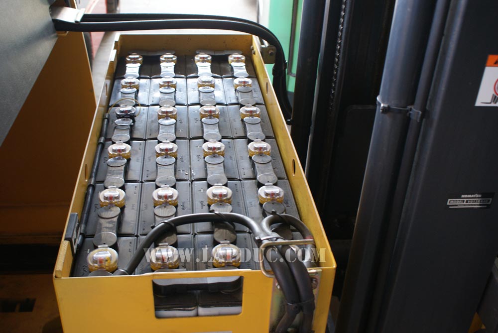 Xe nâng điện đứng lái 1.5 tấn KOMATSU FB15RL-14