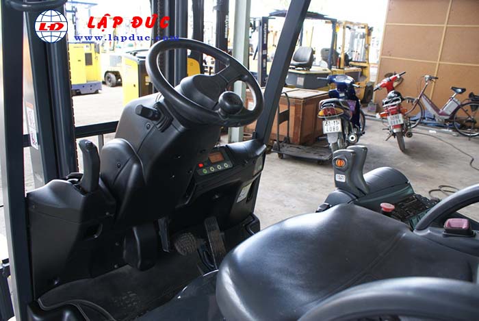 Xe nâng điện đứng lái 1 tấn KOMATSU FB10-12-841518