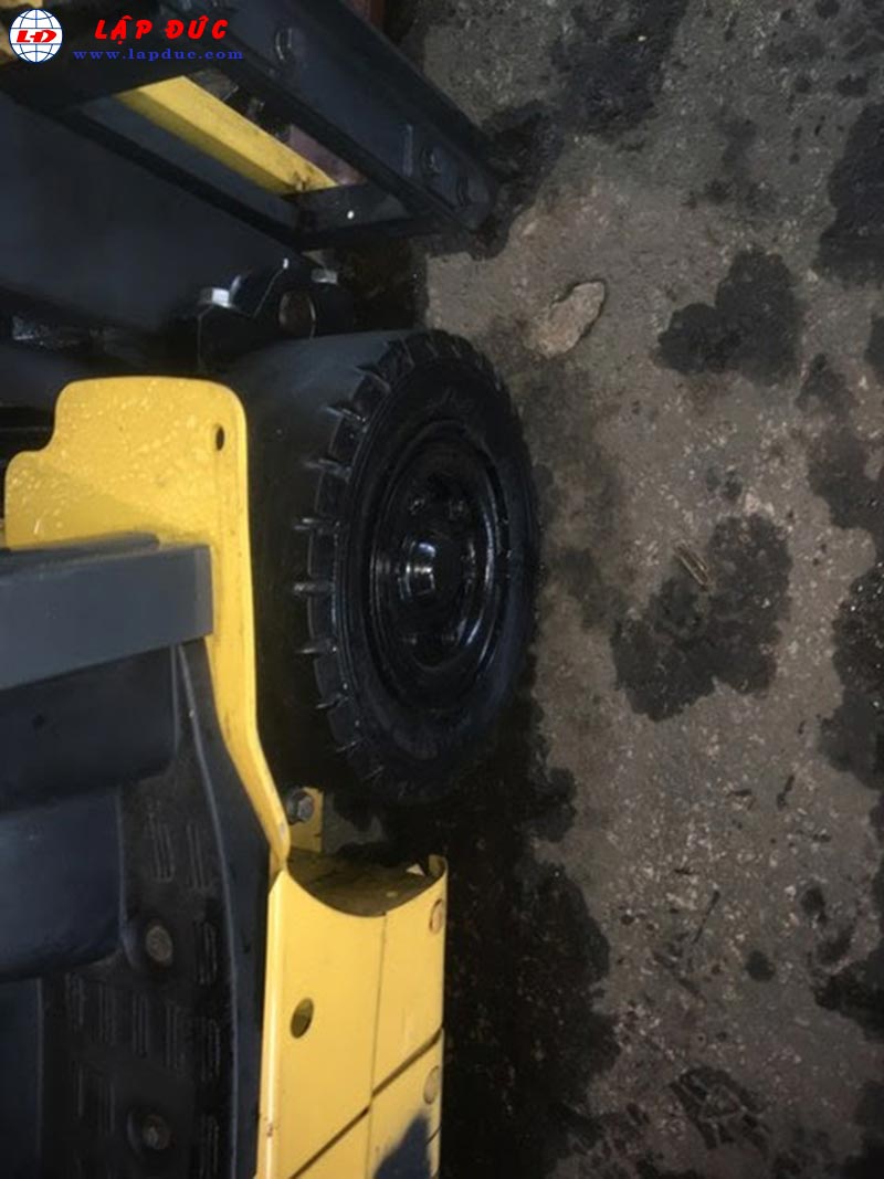 Xe nâng điện ngồi lái 1.5 tấn KOMATSU FB15-12