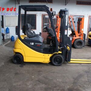 Xe nâng điện ngồi lái cũ KOMATSU 1.5 tấn FB15-12 giá rẻ