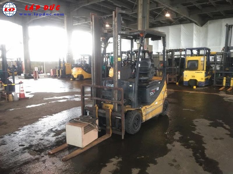 Xe nâng điện ngồi lái cũ KOMATSU 1.8 tấn FB18GF-12