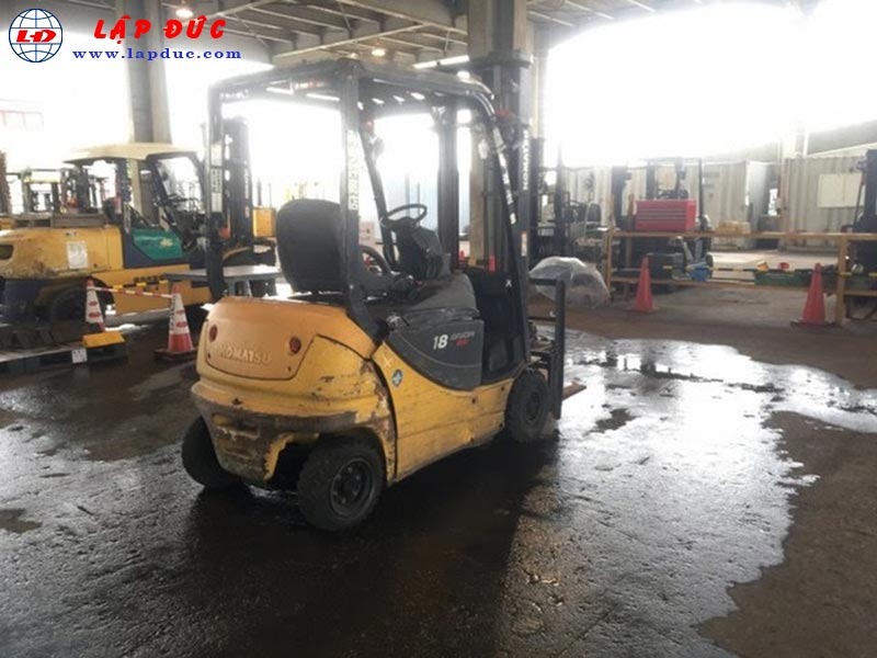 Xe nâng điện ngồi lái KOMATSU 1.8 tấn FB18GF-12