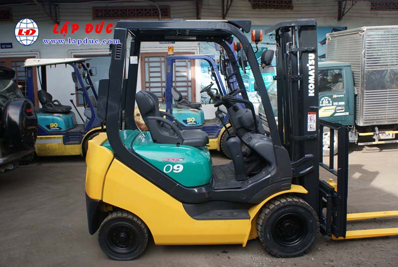 Xe nâng xăng 0.9 tấn KOMATSU FG09LC-20 -662704 giá rẻ