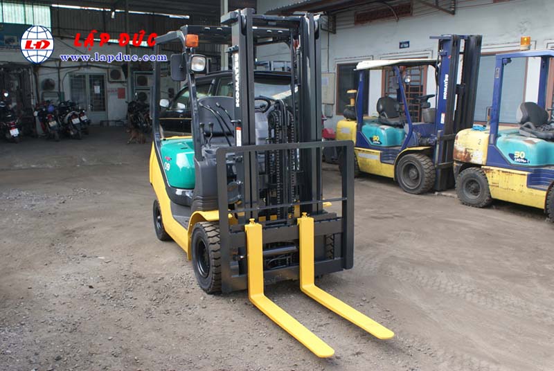 Xe nâng xăng KOMATSU 0.9 tấn FG09LC-20 -662704 giá rẻ