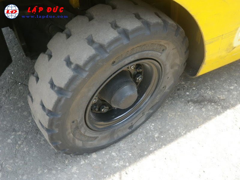 Xe nâng xăng 1.5 tấn KOMATSU FG15C-21