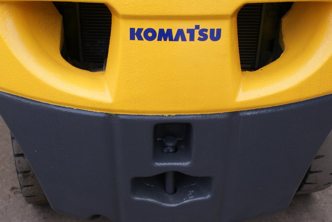 Xe nâng xăng 1.5 tấn KOMATSU FG15LC-20