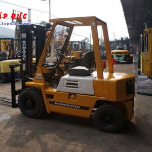 Xe nâng xăng cũ 2 tấn KOMATSU FG20-7 # 107531 giá rẻ