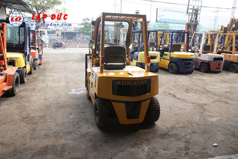 Xe nâng xăng 2 tấn KOMATSU FG20-7 # 107531
