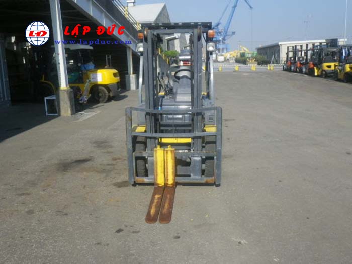Xe nâng cũ động cơ xăng KOMATSU 2 tấn FG20C-17 # 312801 giá rẻ