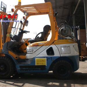 Xe nâng xăng cũ KOMATSU 2.5 tấn FG25T-17 # 714207 giá rẻ