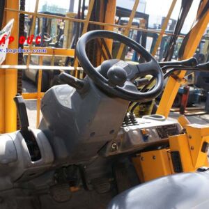 Xe nâng máy xăng KOMATSU 2.5 tấn FG25T-17 # 714207 giá rẻ