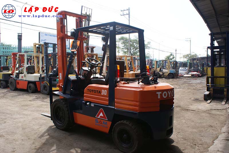 Xe nâng xăng 3 tấn TOYOTA 5FG30 # 41019