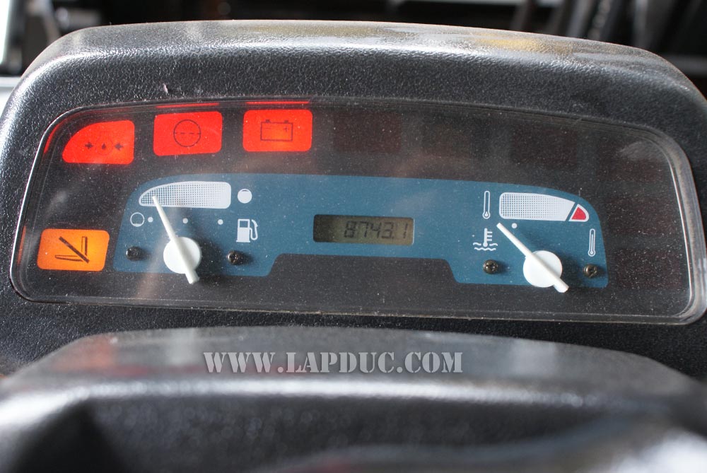 Xe nâng máy xăng TOYOTA 2.5 tấn 7FG25 # 15905 giá rẻ