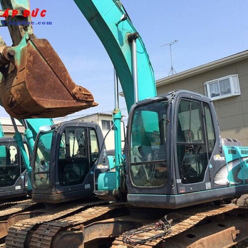 Xe cuốc KOBELCO SK200-8