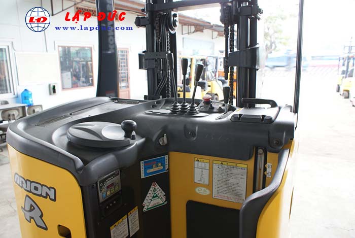 Xe nâng điện đứng lái 1 tấn KOMATSU FB10RL-14 -144870
