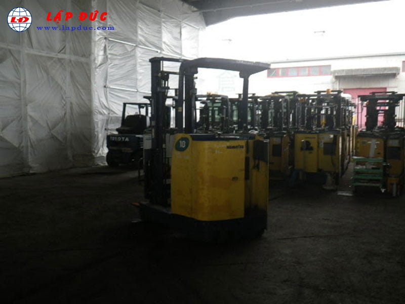 Xe nâng điện đứng lái KOMATSU 1.8 tấn FB18RS-11