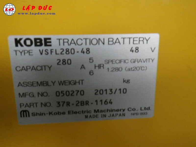 Xe nâng điện cũ KOMATSU đứng lái 1.8 tấn FB18RS-11