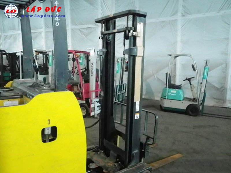 Xe nâng điện đứng lái 1.8 tấn KOMATSU FB18RS-12