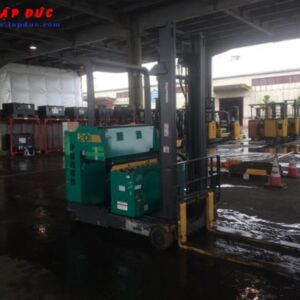 Xe nâng điện đứng lái cũ KOMATSU 2 tấn FB20RN-4