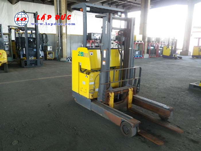 Xe nâng điện đứng lái 2.5 tấn KOMATSU FB25RN-4 giá rẻ Xe nâng điện đứng lái 2.5 tấn KOMATSU FB25RN-4 giá rẻ