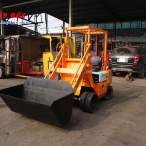 Xe xúc nâng TOYOTA SD7 # 10509