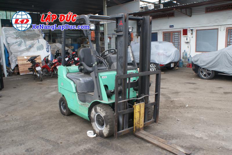 Xe Nâng Dầu 1.5 tấn MITSUBISHI FD15D