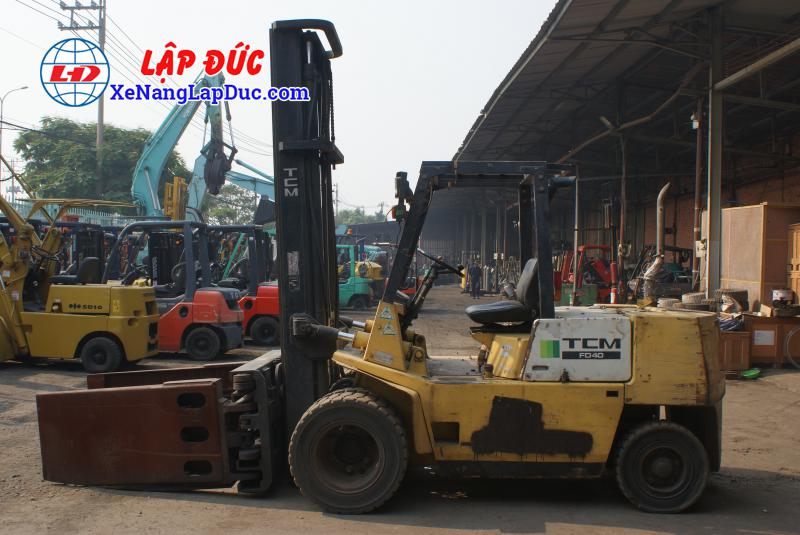 Xe Nâng Dầu 4 tấn TCM FD40Z6