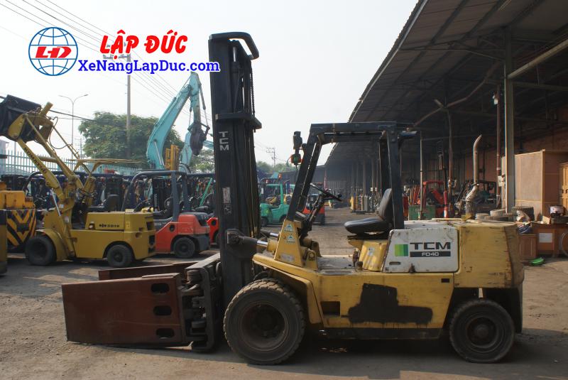 Xe Nâng Dầu 4 tấn TCM FD40Z6