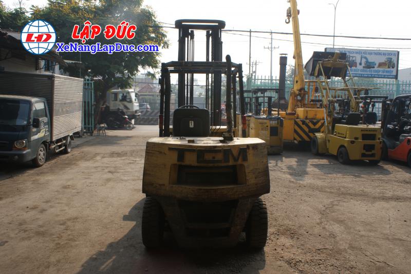 Xe nâng dầu 4 tấn TCM FD40Z6 # 59606364 giá rẻ Xe nâng dầu 4 tấn TCM FD40Z6 # 59606364 giá rẻ