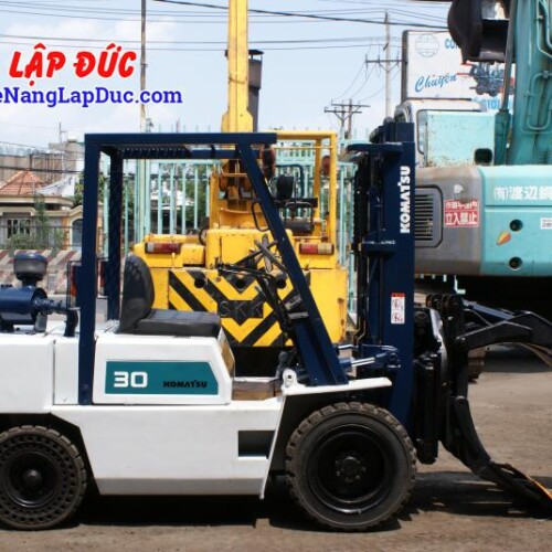 Xe nâng dầu cũ 3 tấn KOMATSU FD30-10 #23197 giá rẻ