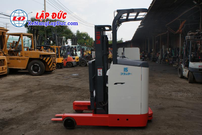 Xe nâng điện đứng lái 1.5 tấn NICHIYU FBR15