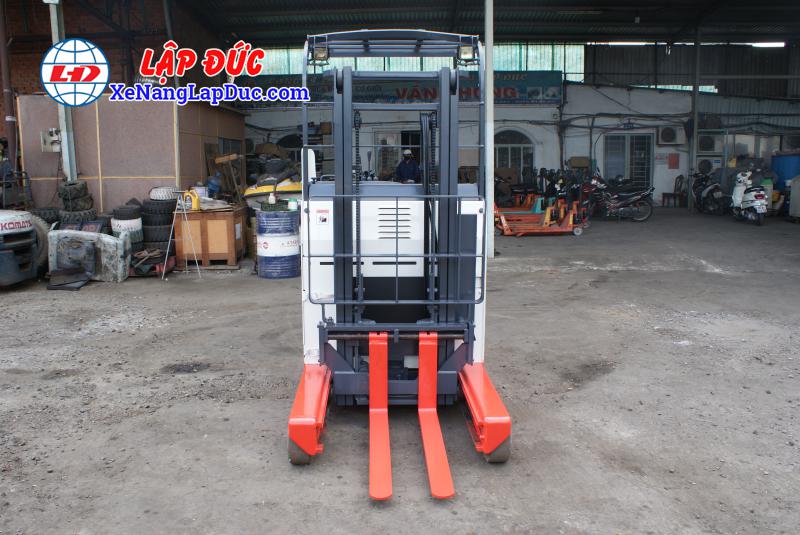 Xe nâng điện NICHIYU 1.5 tấn đứng lái FBR15 giá rẻ