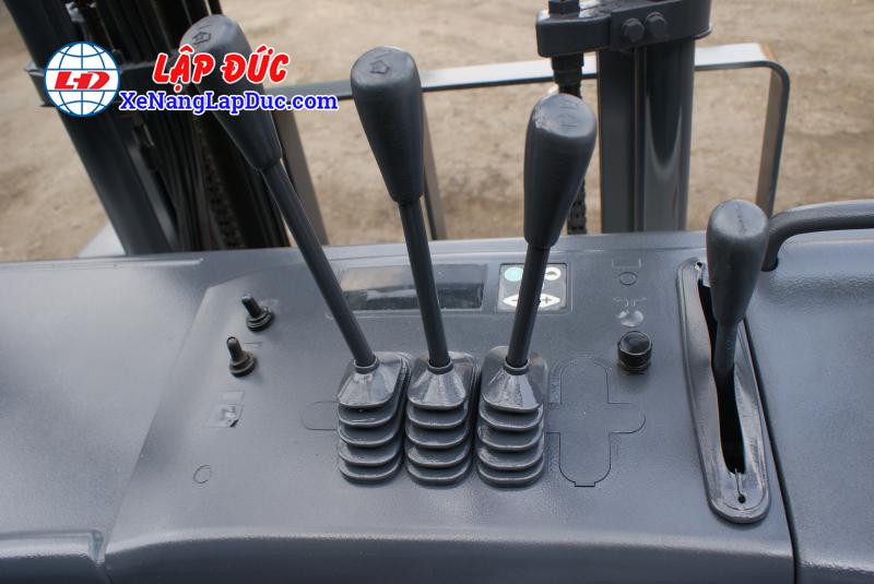 Xe nâng điện đứng lái cũ NICHIYU 1.5 tấn FBR15 giá rẻ