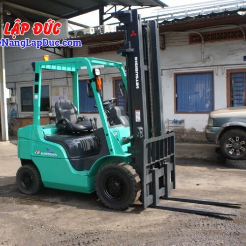 Xe Nâng Dầu MITSUBISHI 2 Tấn FD20D