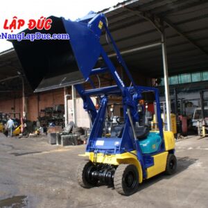 Xe Xúc Nâng Máy Dầu KOMATSU SD15-5