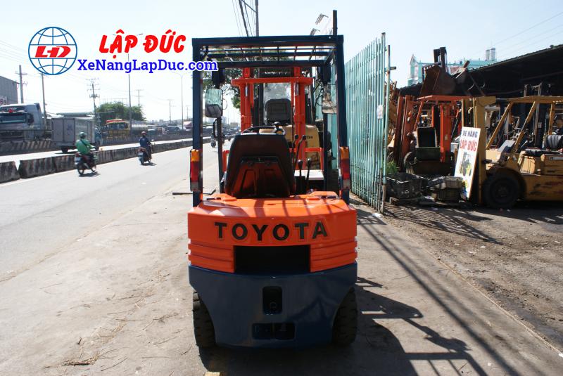 Xe Nâng Xăng TOYOTA 5FGL15-4